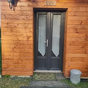 https://la-tanire-du-lac-d-aiguebelette.hotels-rhonealpes.com
